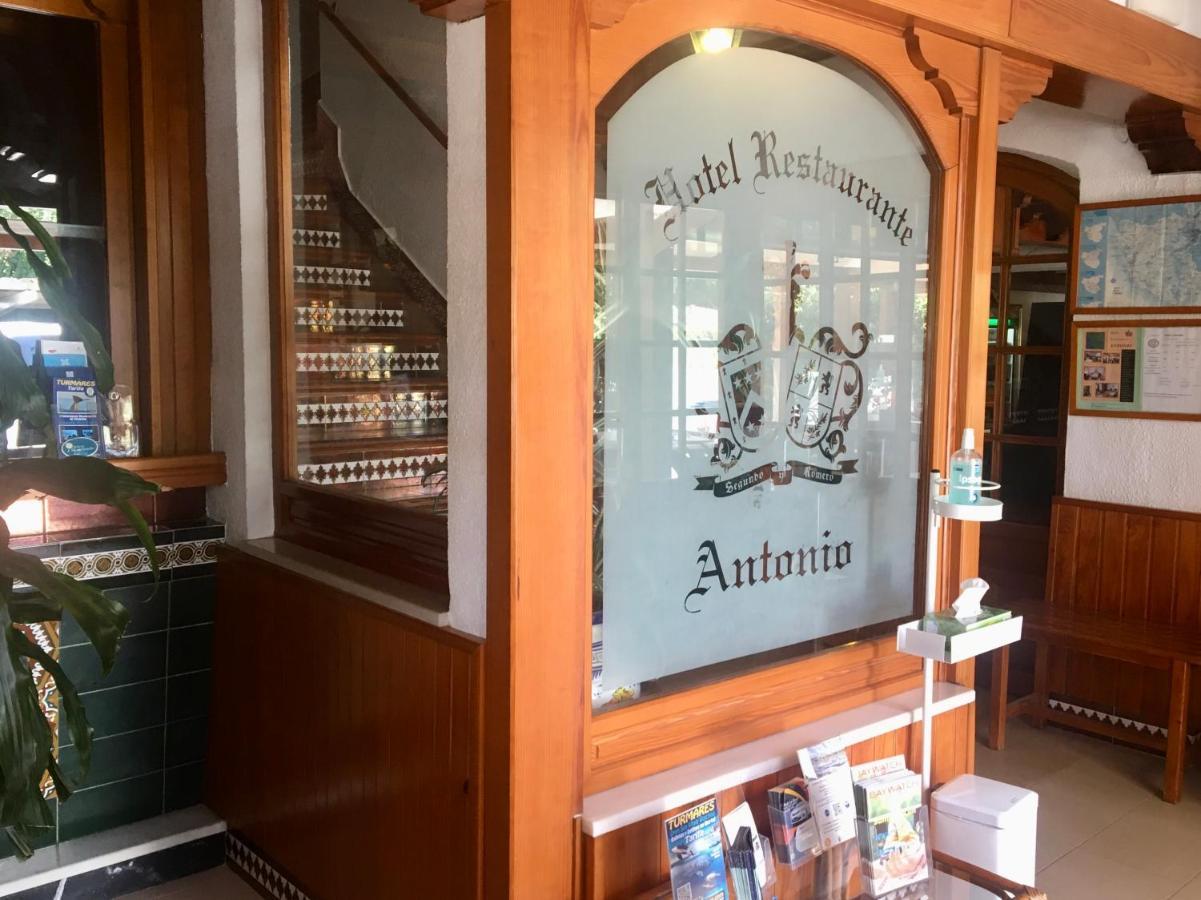 Hotel Antonio Conil โกนิล เด ลาฟรอนเตรา ภายนอก รูปภาพ
